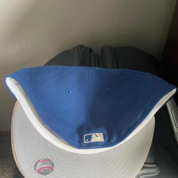 Pirates hat brand new, I bought the wrong size - Picture 2 of 2